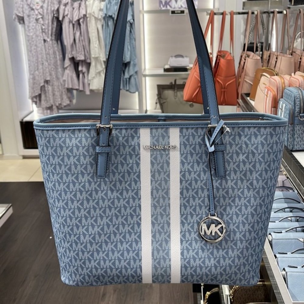 Michael Kors Jet Set Travel Medium Carryall Tote Chambray Multi - Picture 4 of 16